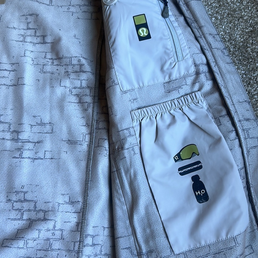 Lululemon Performance Jacket - image 6